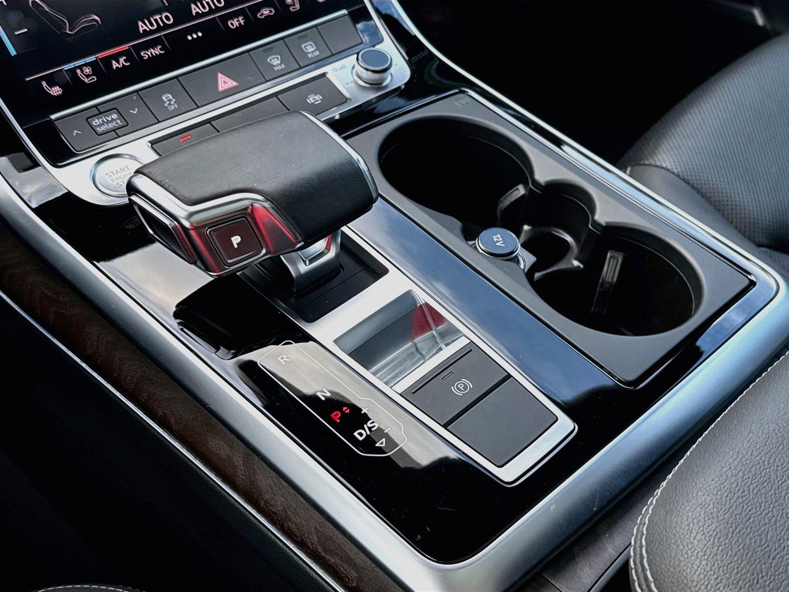2020 Audi Q8 Premium Plus