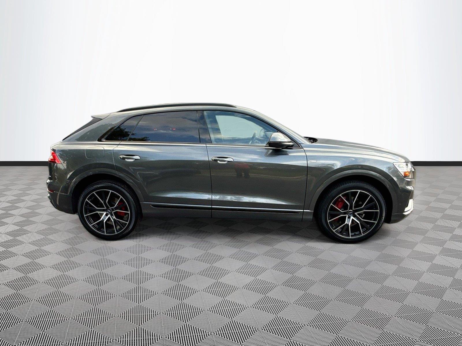 2020 Audi Q8 Premium Plus