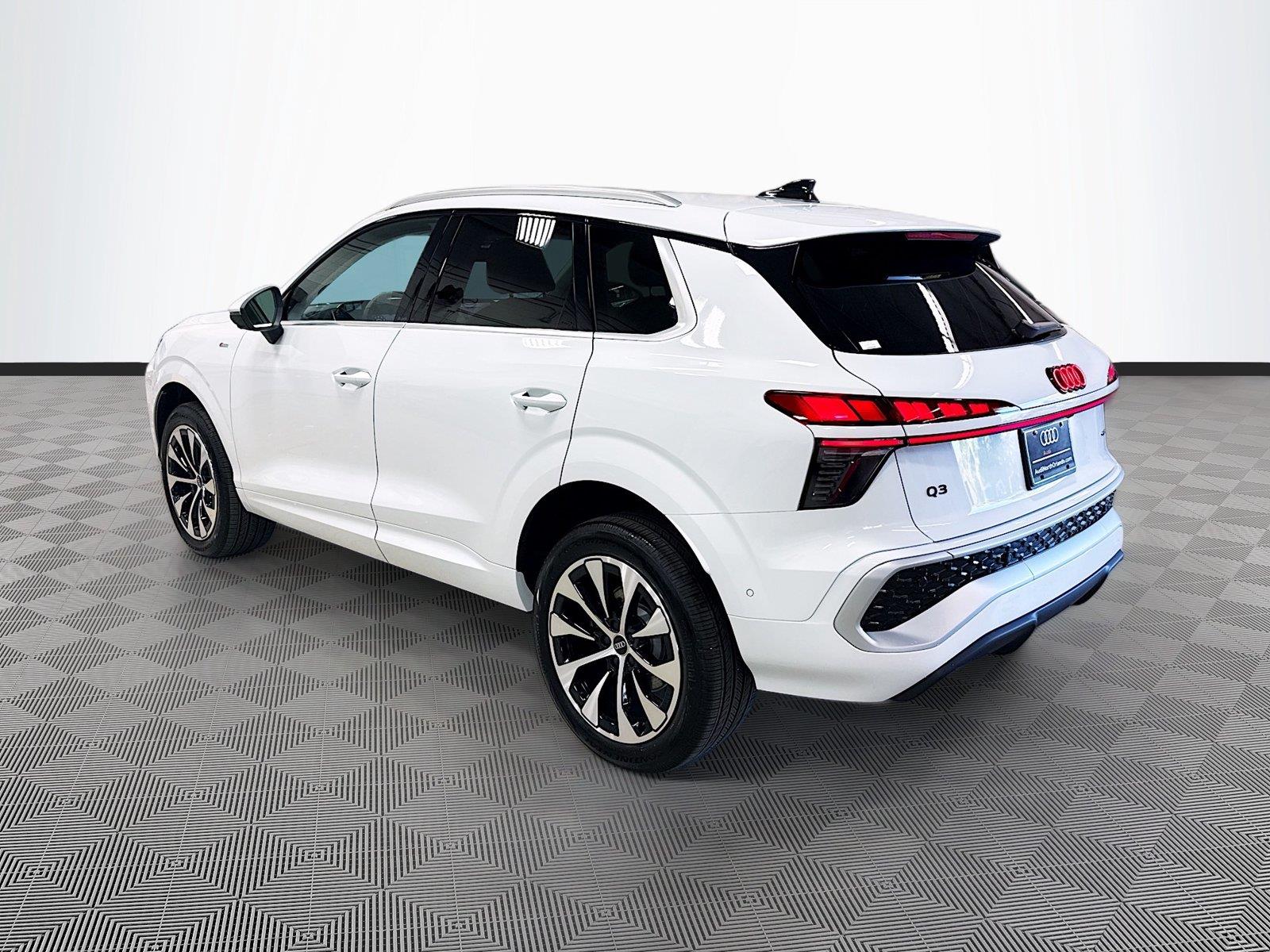 2026 Audi Q3 S line