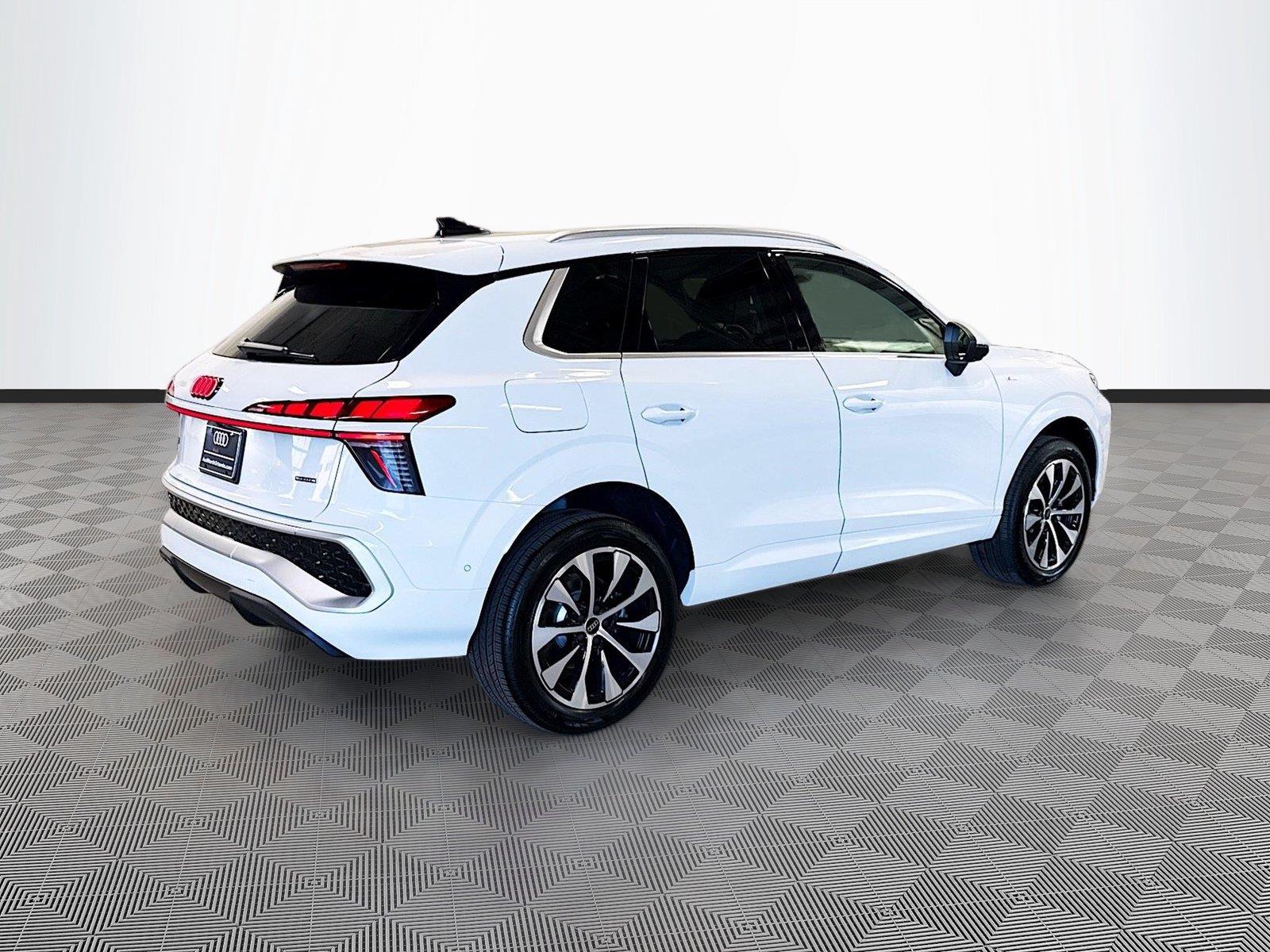 2026 Audi Q3 S line
