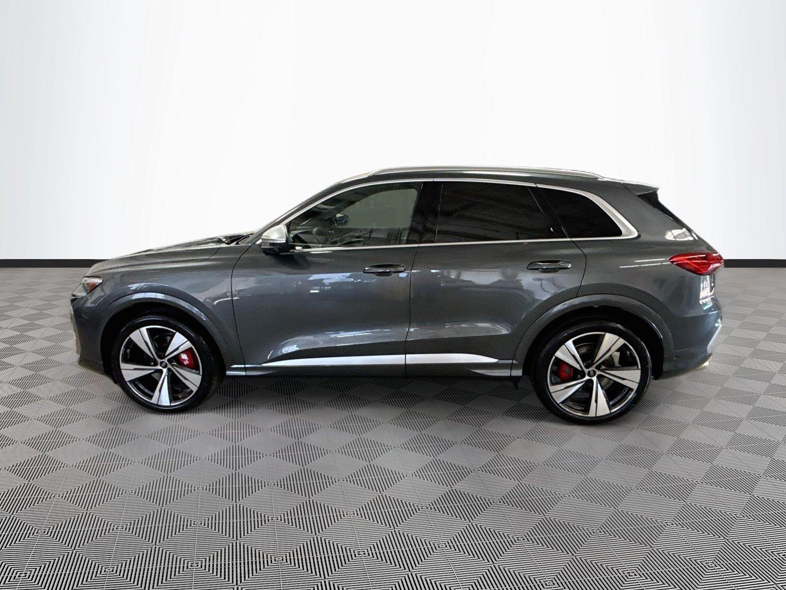 2026 Audi SQ5 Prestige