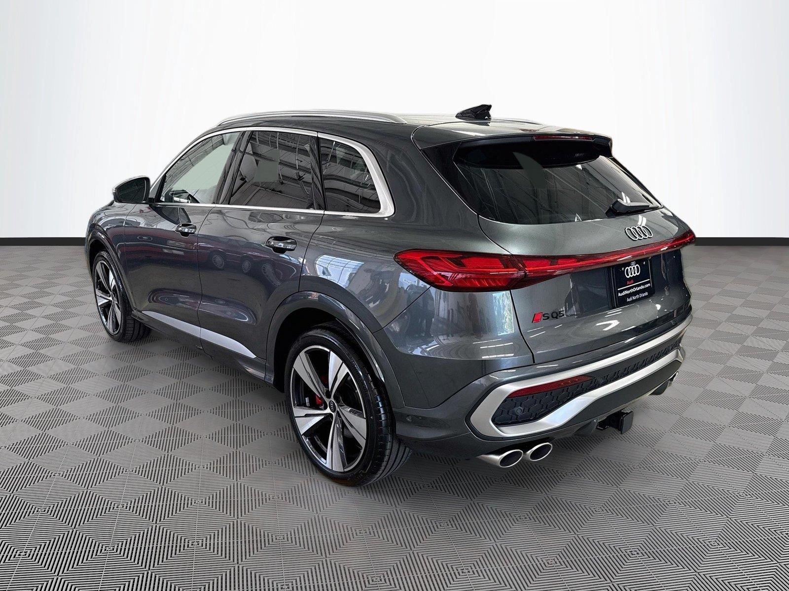 2026 Audi SQ5 Prestige