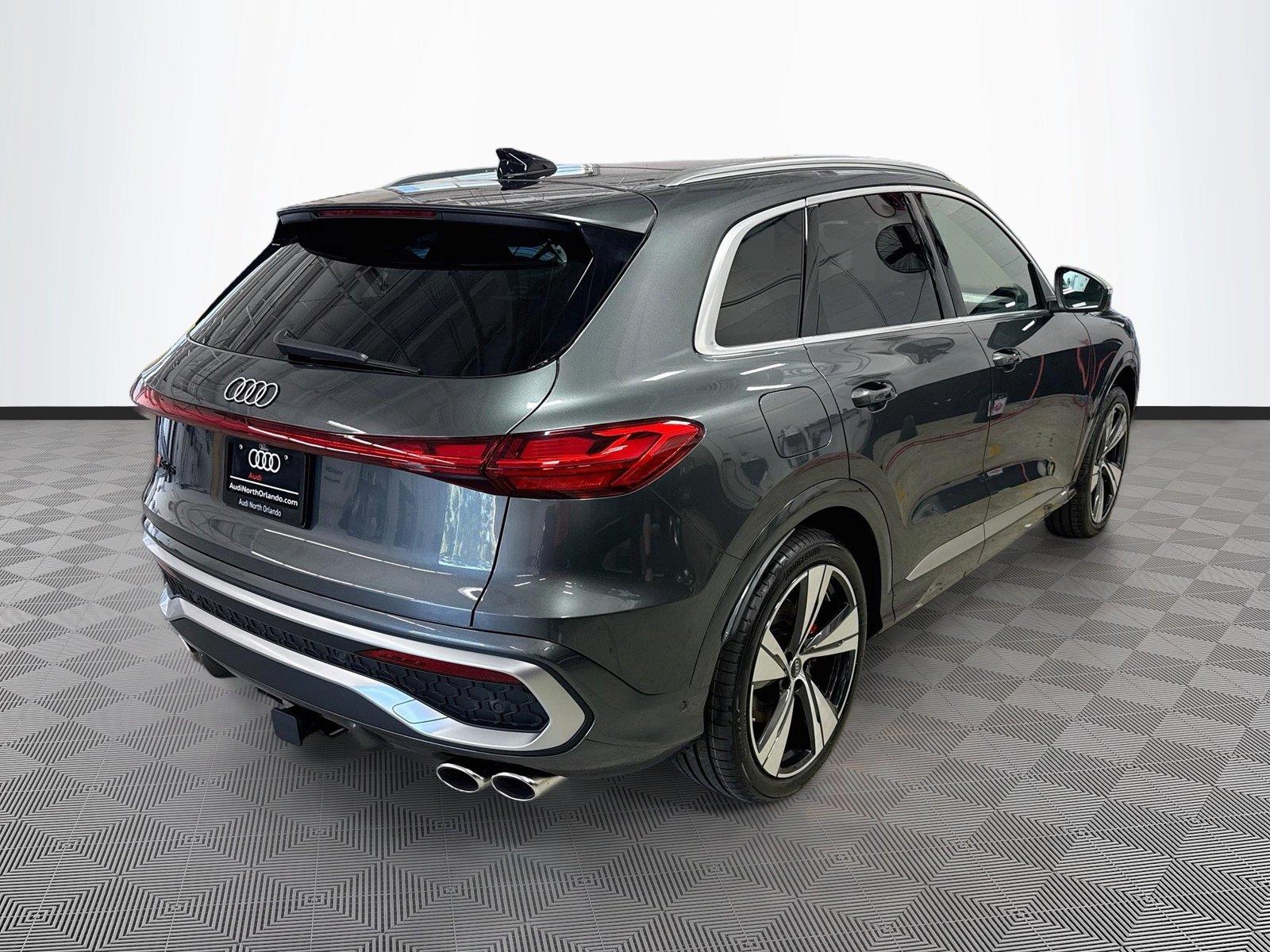 2026 Audi SQ5 Prestige