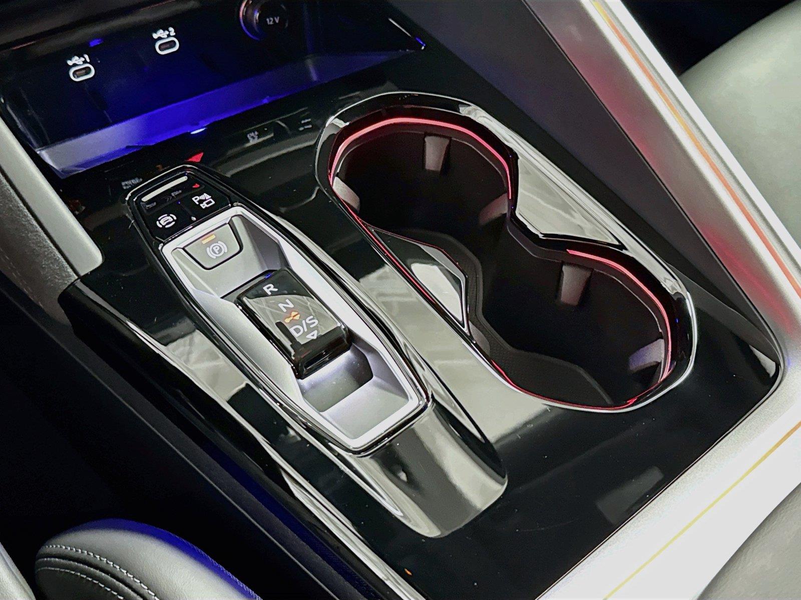 2026 Audi SQ5 Prestige