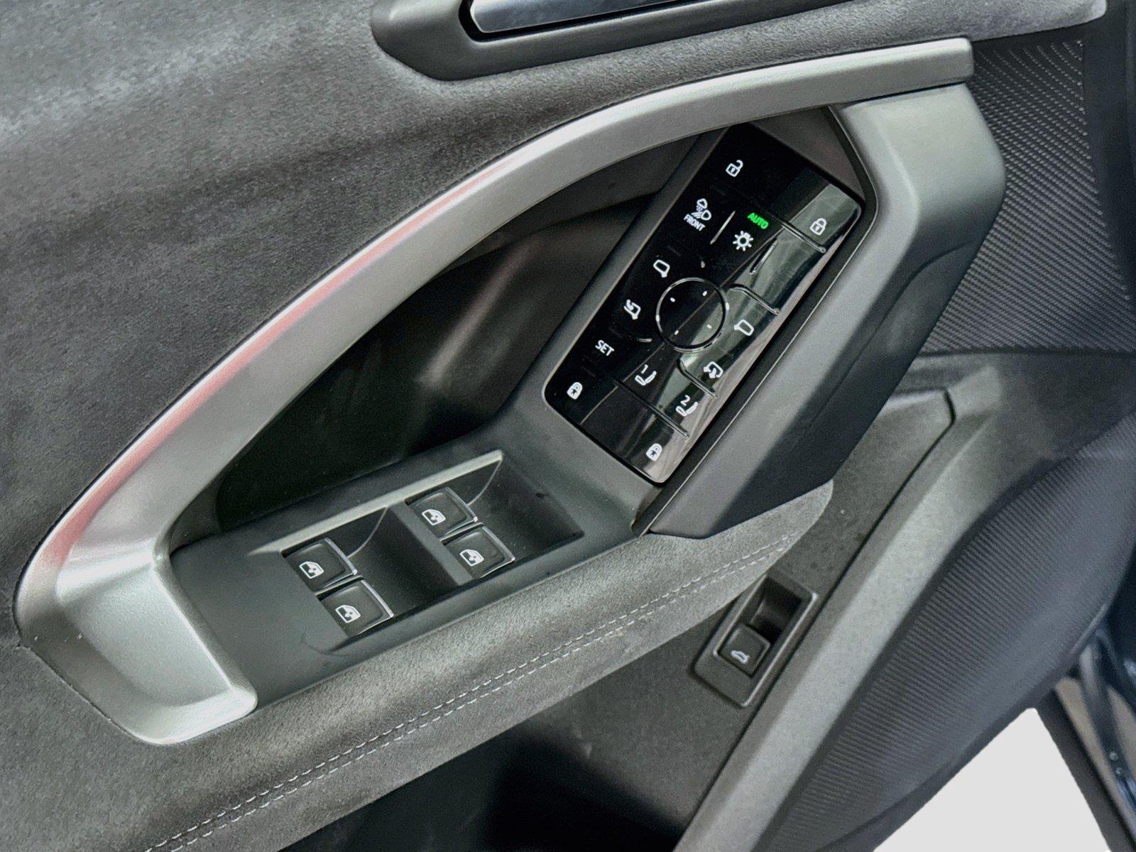 2026 Audi SQ5 Prestige