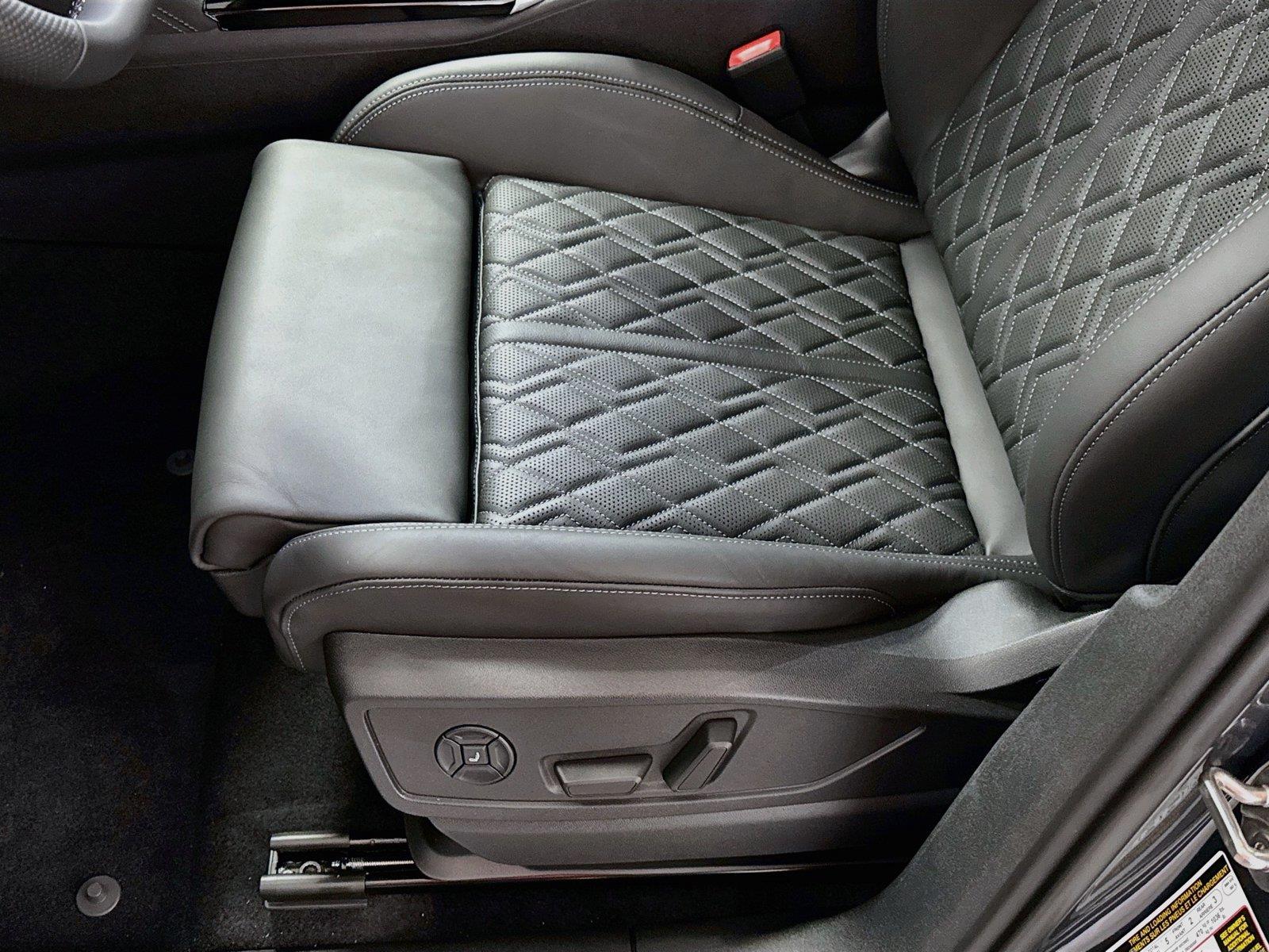 2026 Audi SQ5 Prestige