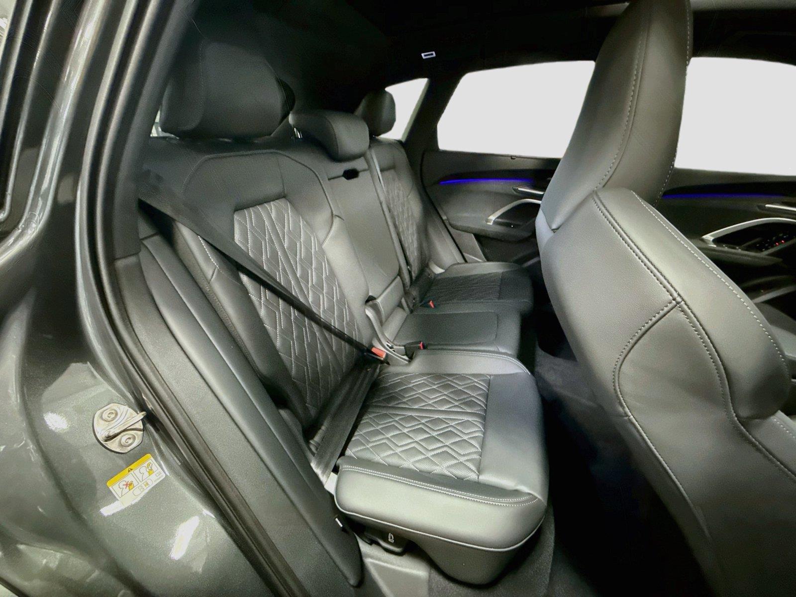 2026 Audi SQ5 Prestige
