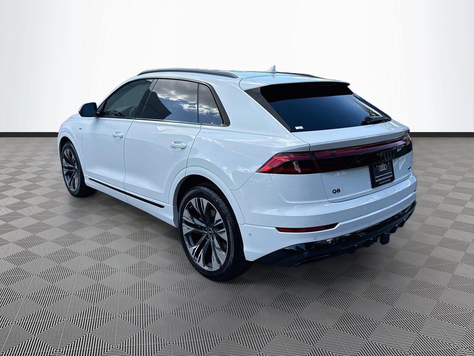 2027 Audi Q8 Premium Plus
