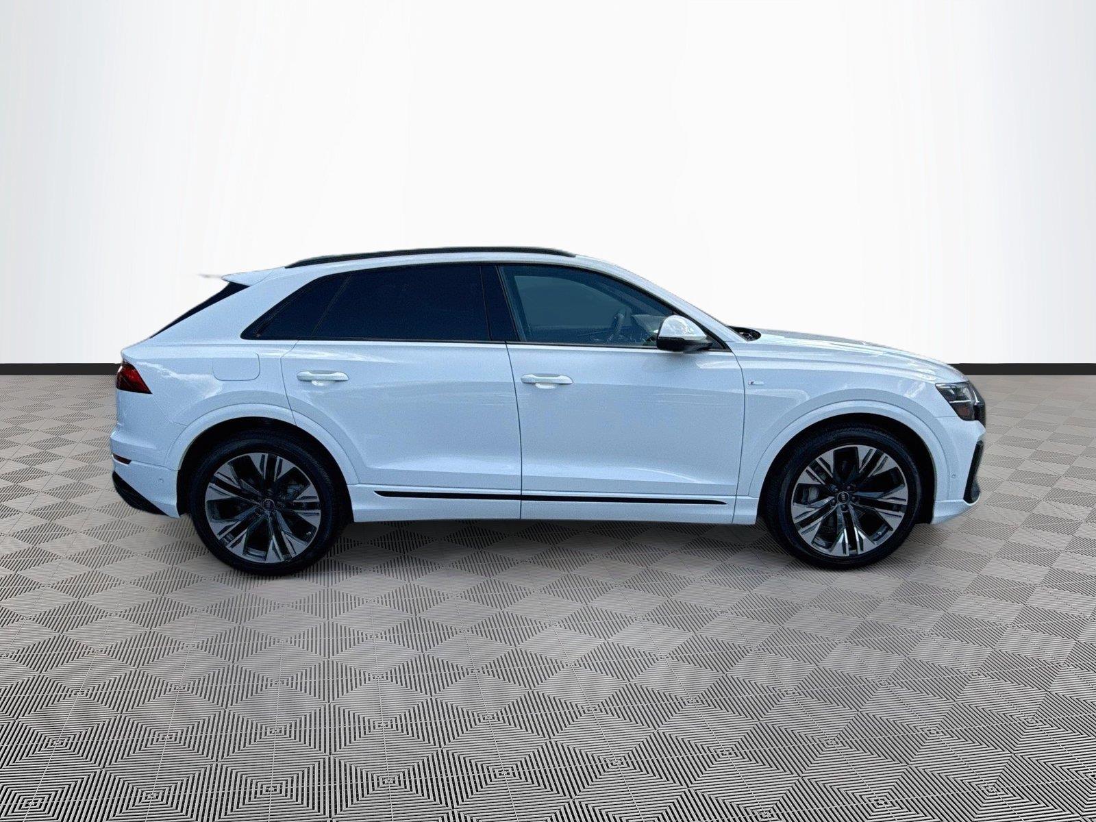 2027 Audi Q8 Premium Plus