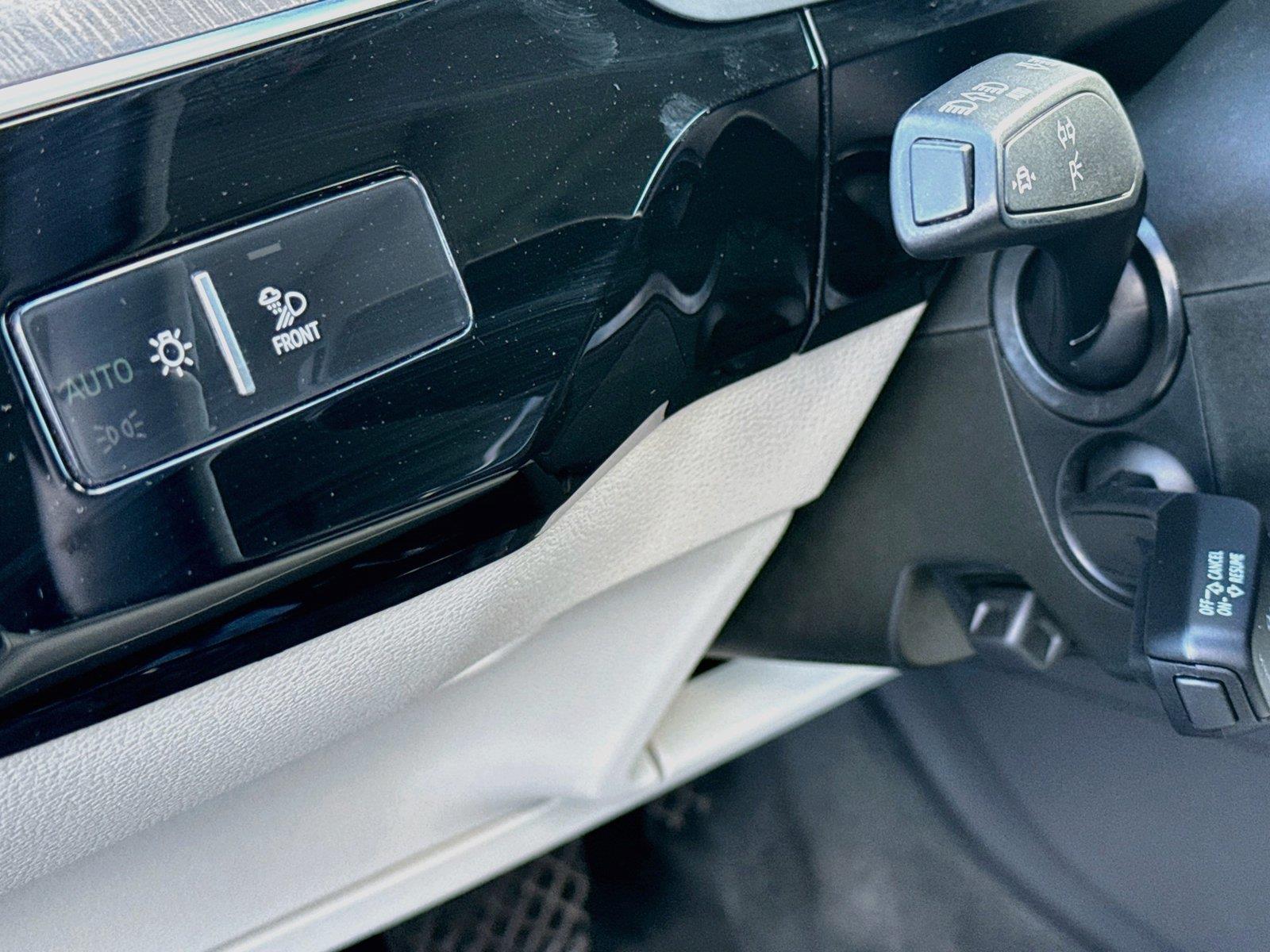 2024 Audi Q8 e-tron Premium Plus