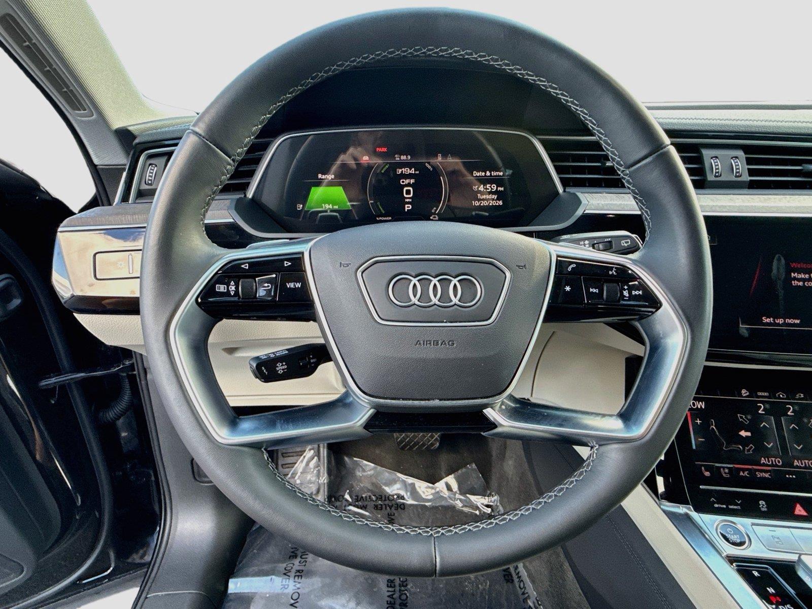 2024 Audi Q8 e-tron Premium Plus