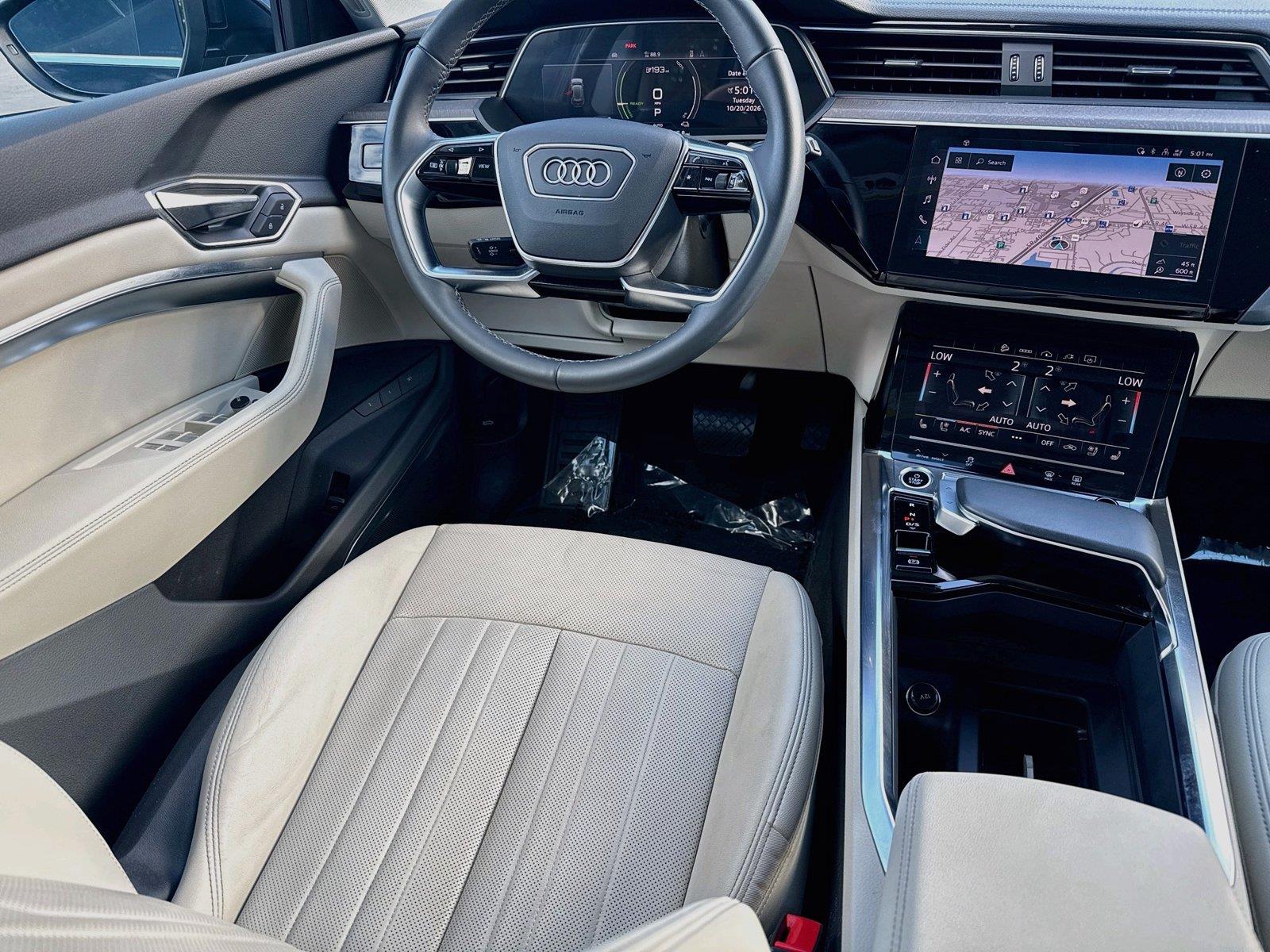 2024 Audi Q8 e-tron Premium Plus