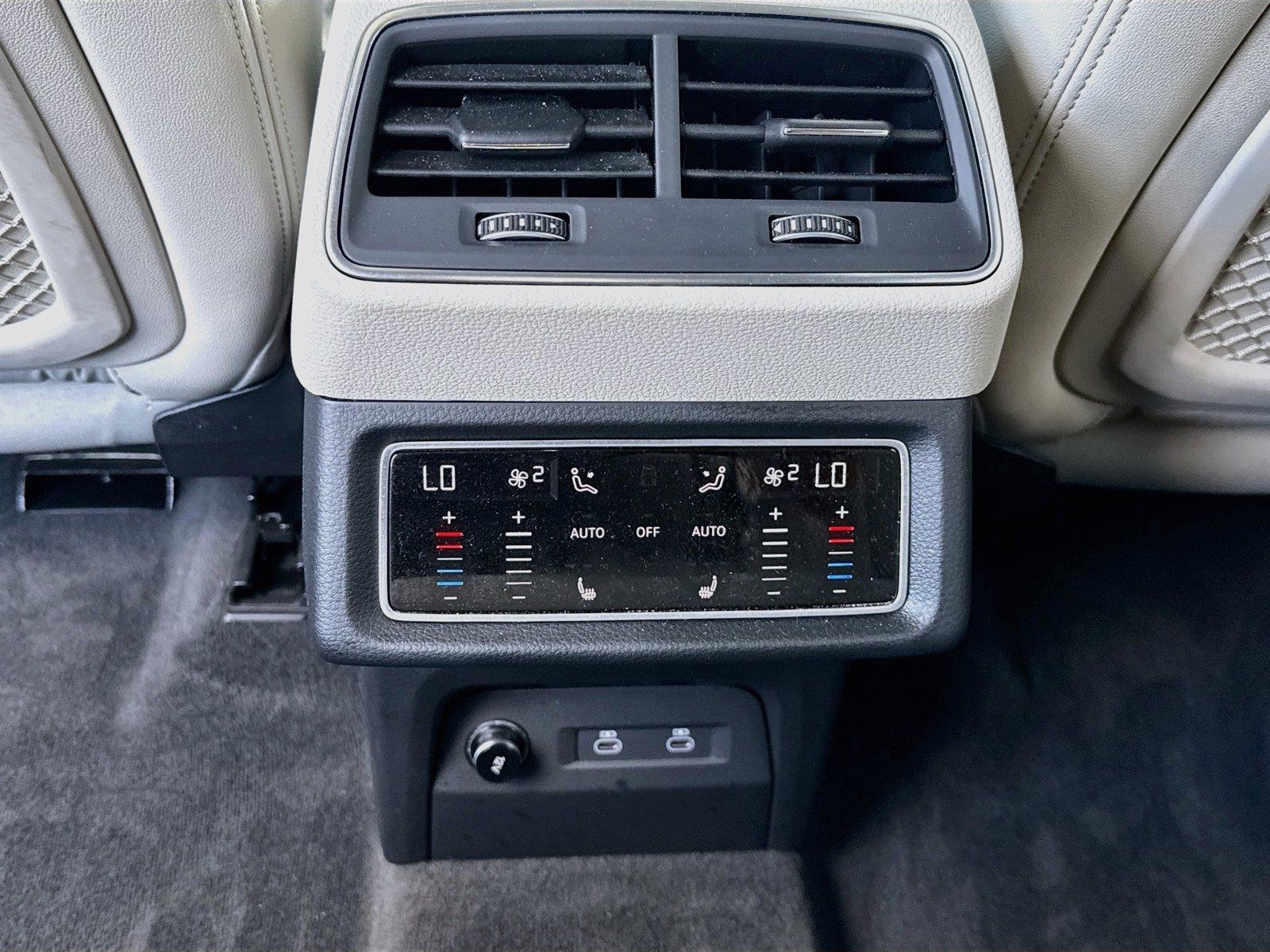 2024 Audi Q8 e-tron Premium Plus