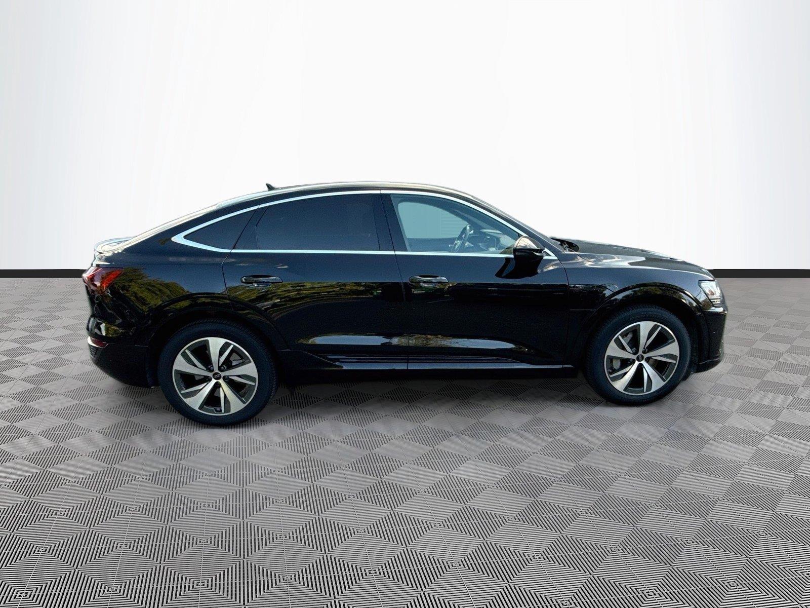 2024 AUDI Q8 E-TRON SPORT