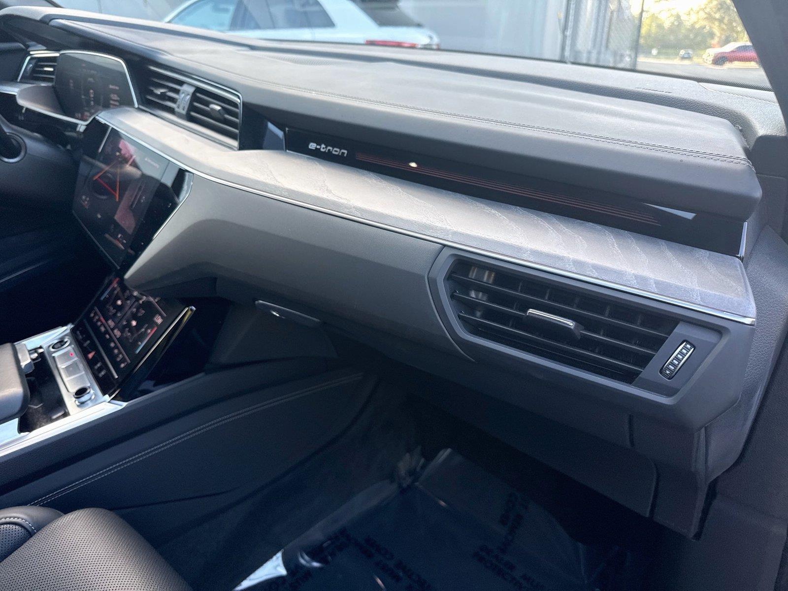 2024 AUDI Q8 E-TRON SPORT