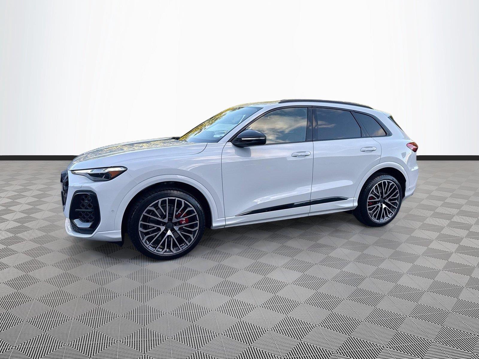 2026 Audi SQ5 Premium Plus