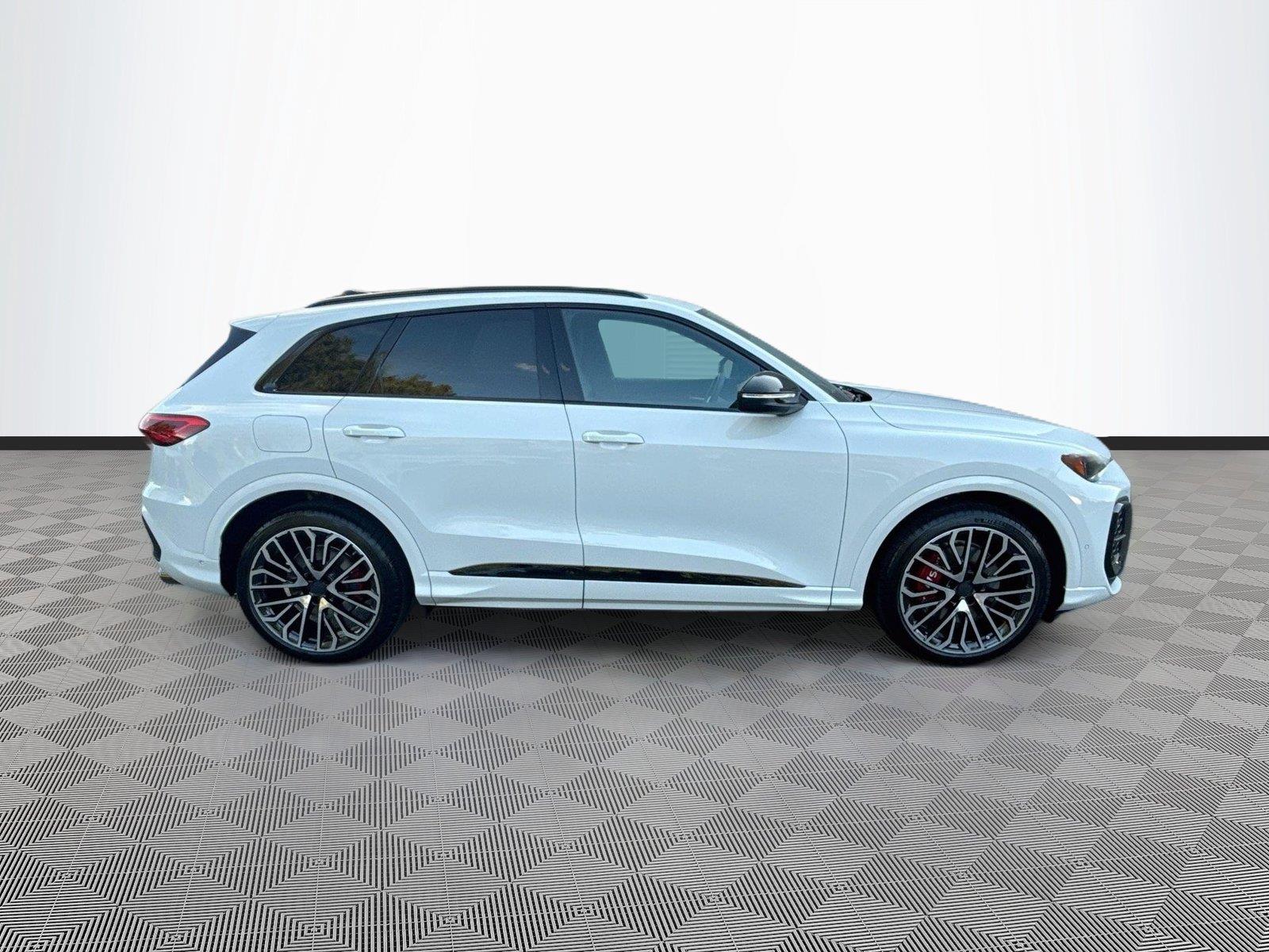 2026 Audi SQ5 Premium Plus
