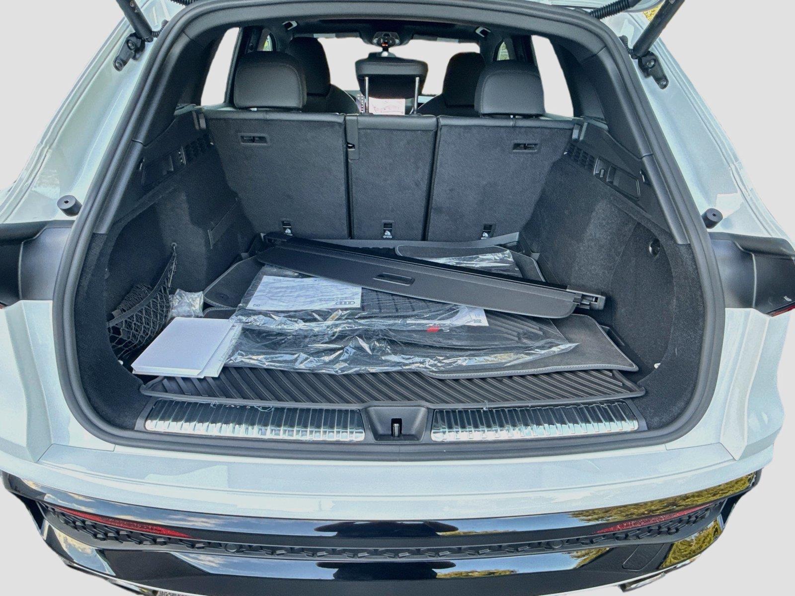 2026 Audi SQ5 Premium Plus