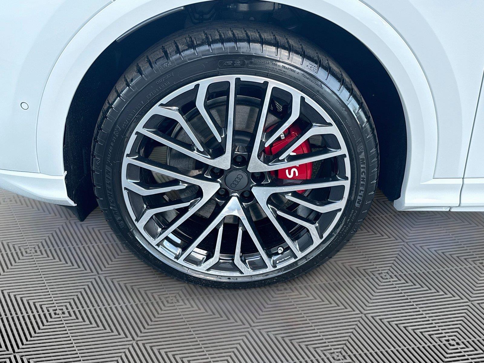 2026 Audi SQ5 Premium Plus