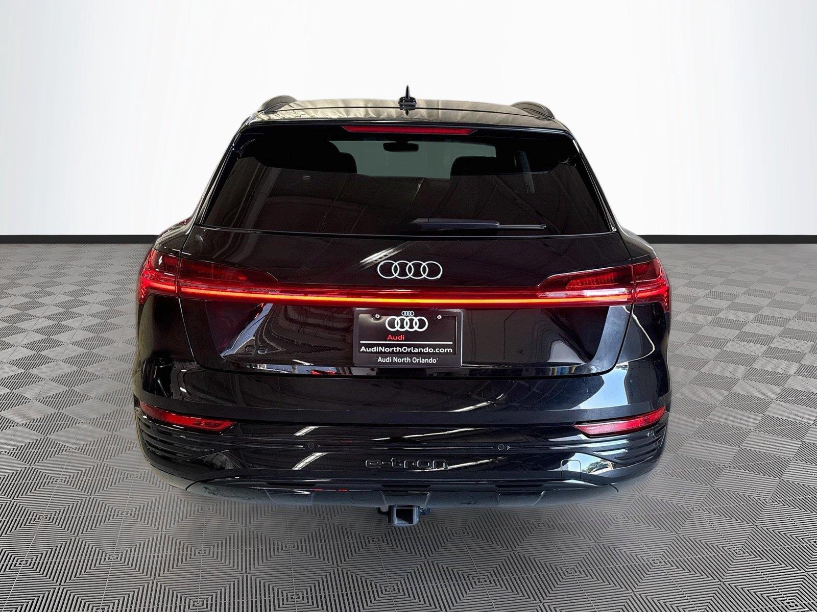 2024 Audi Q8 e-tron Premium Plus