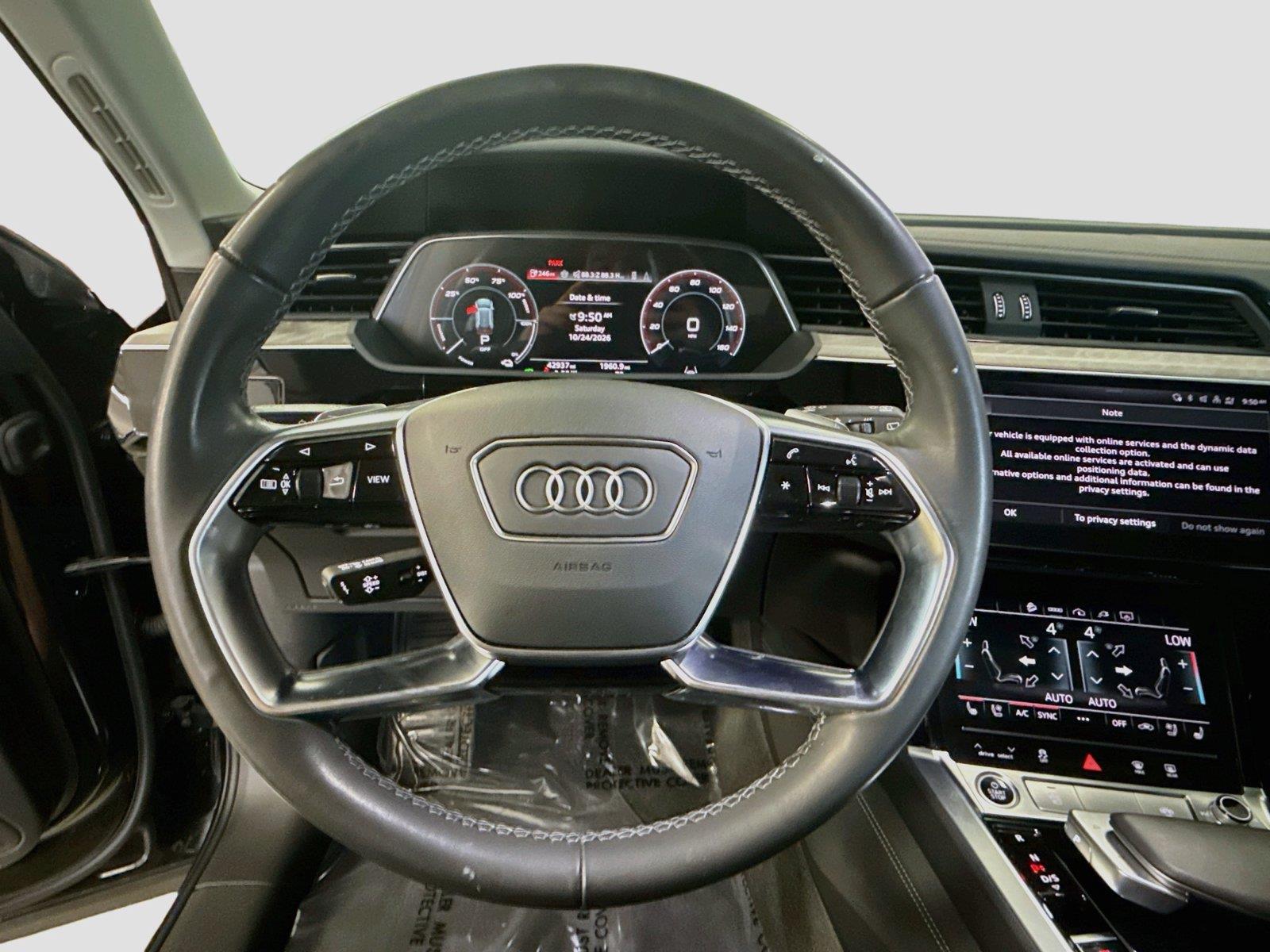 2024 Audi Q8 e-tron Premium Plus