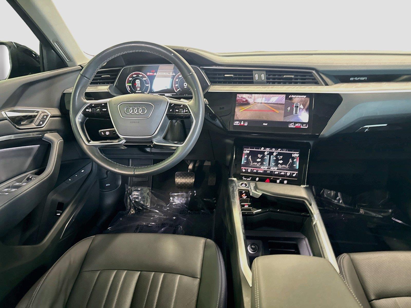 2024 Audi Q8 e-tron Premium Plus