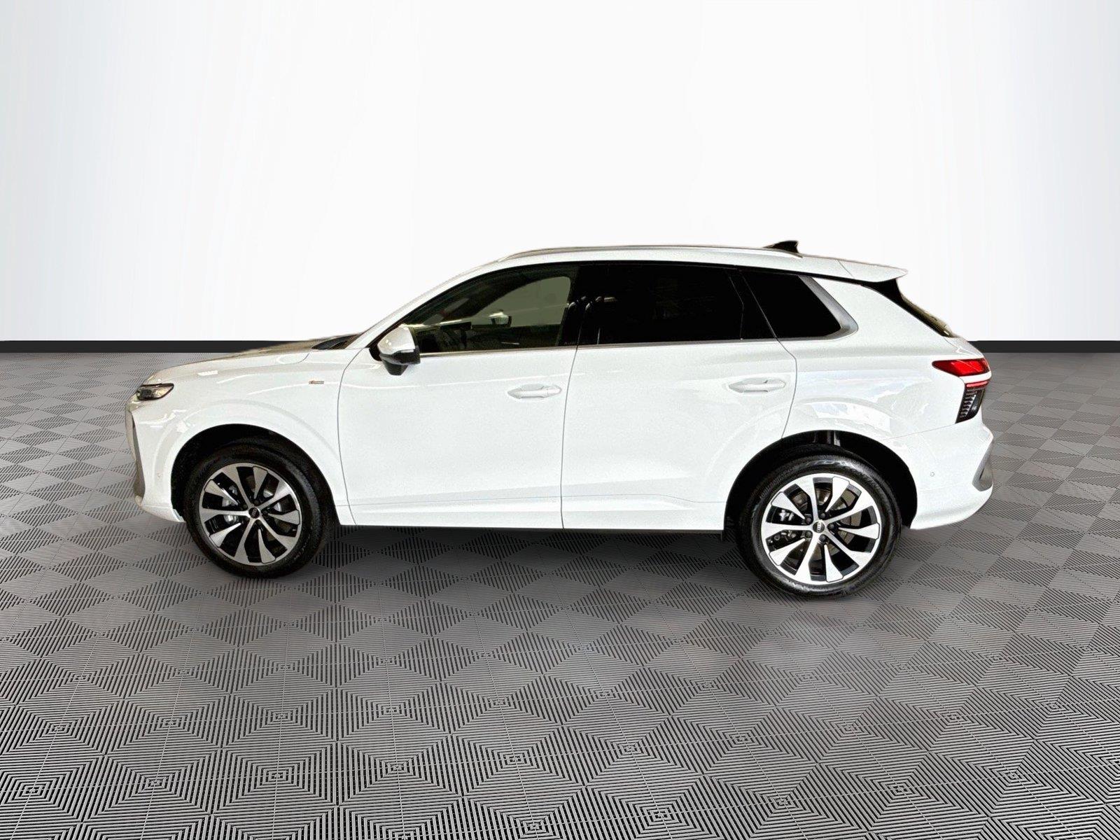 2027 Audi Q3 S line