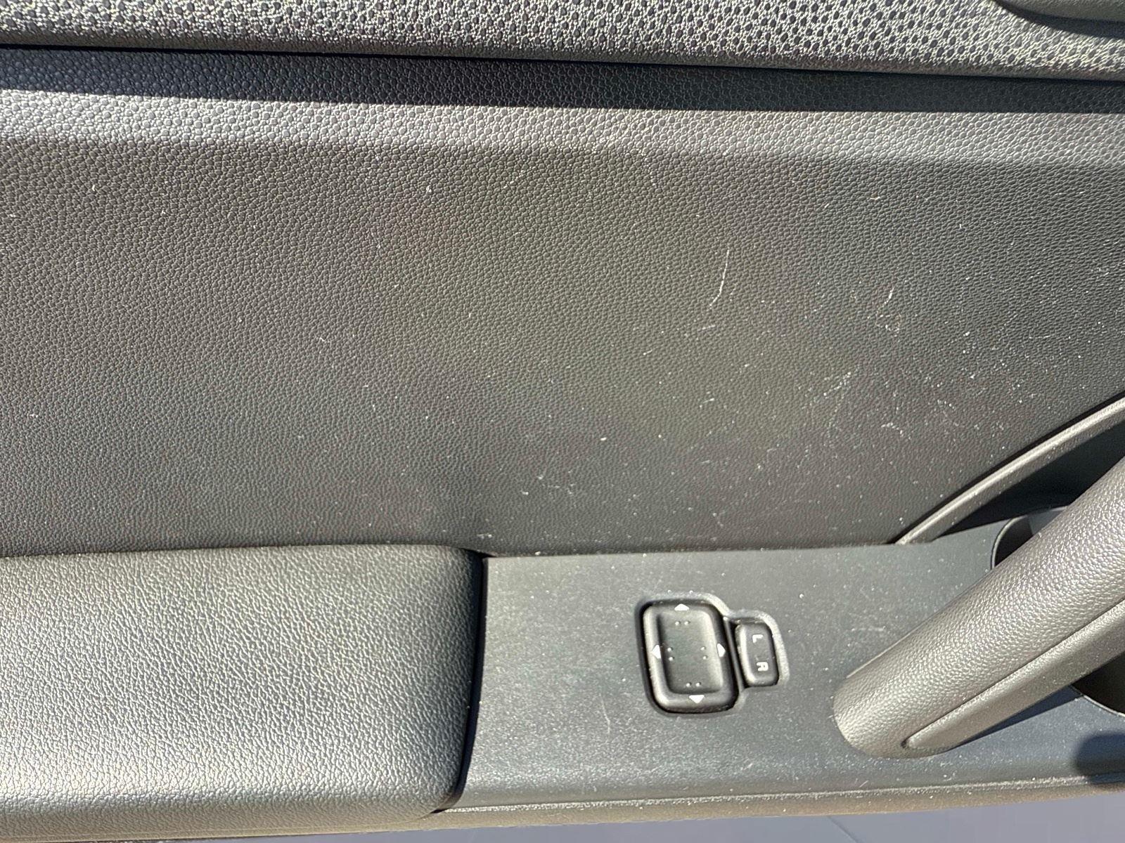 2015 Mazda MX-5 Miata Sport