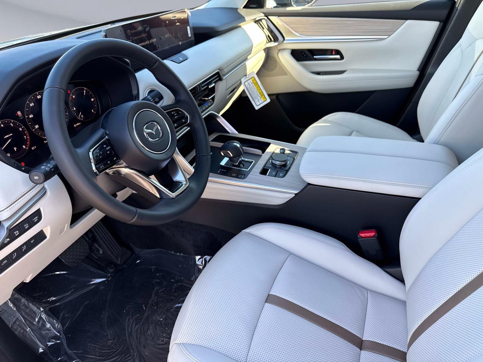 2026 Mazda CX-90 Premium Plus