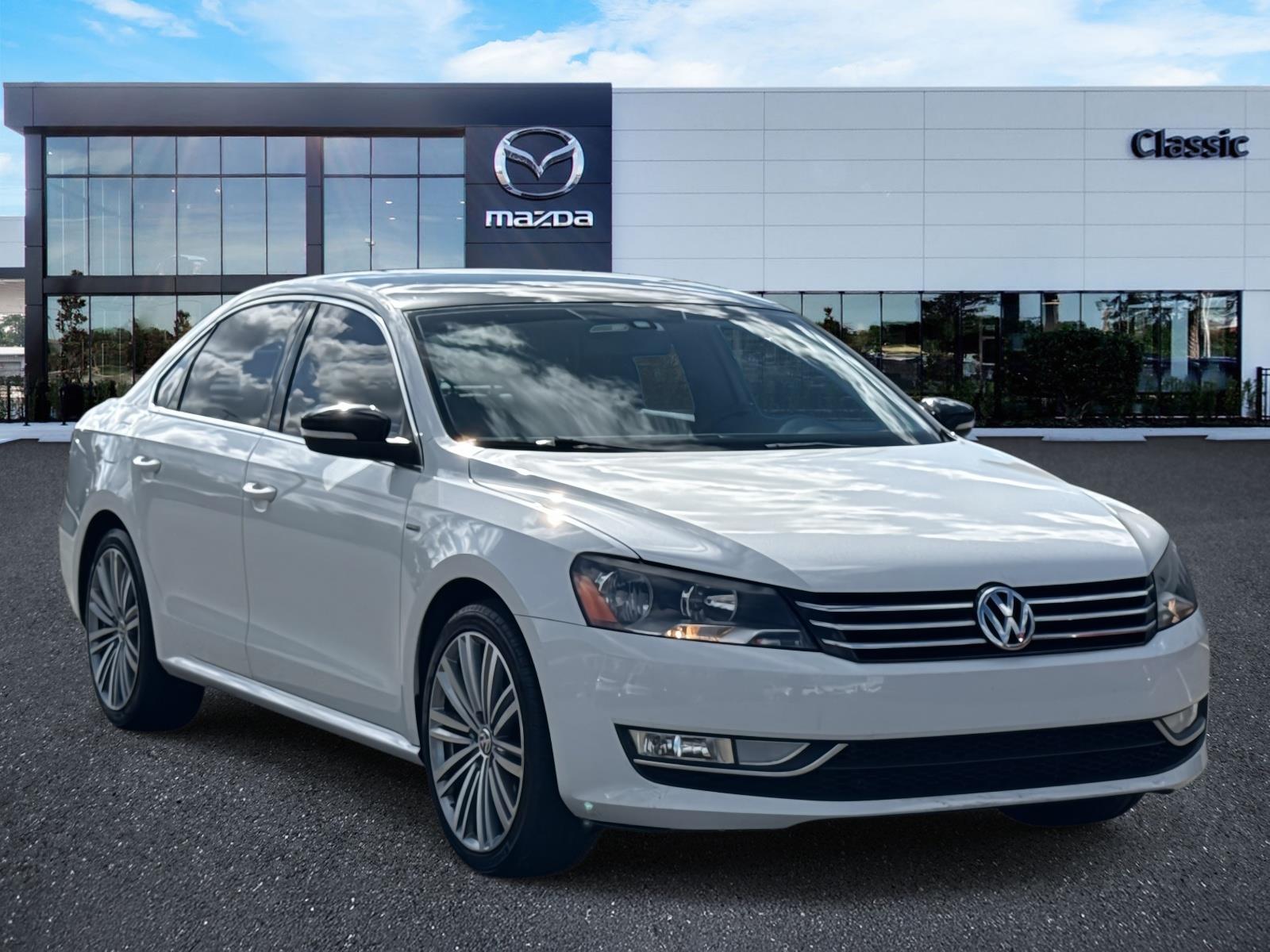 2015 Volkswagen Passat Sport
