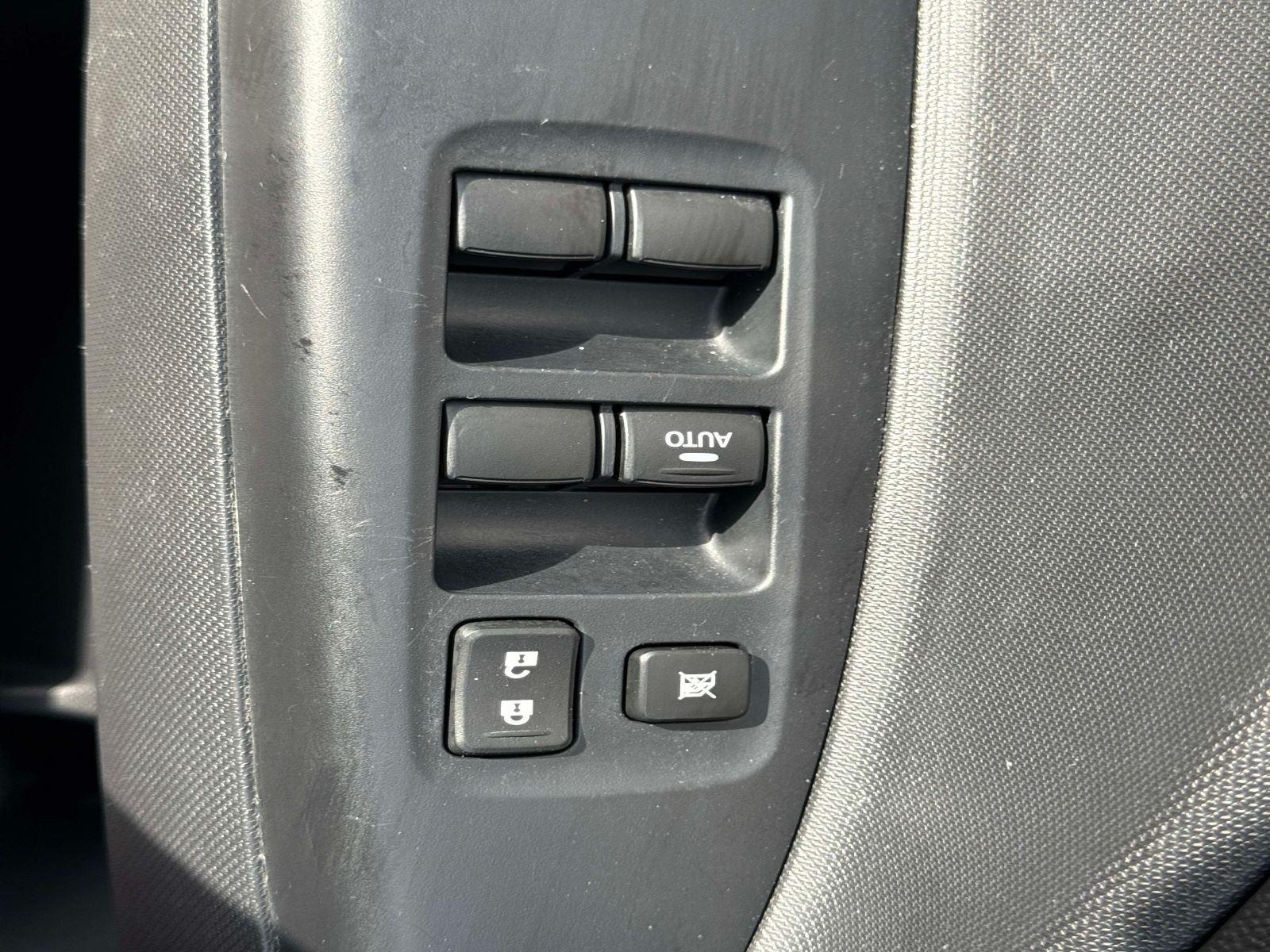 2017 Mitsubishi Mirage ES