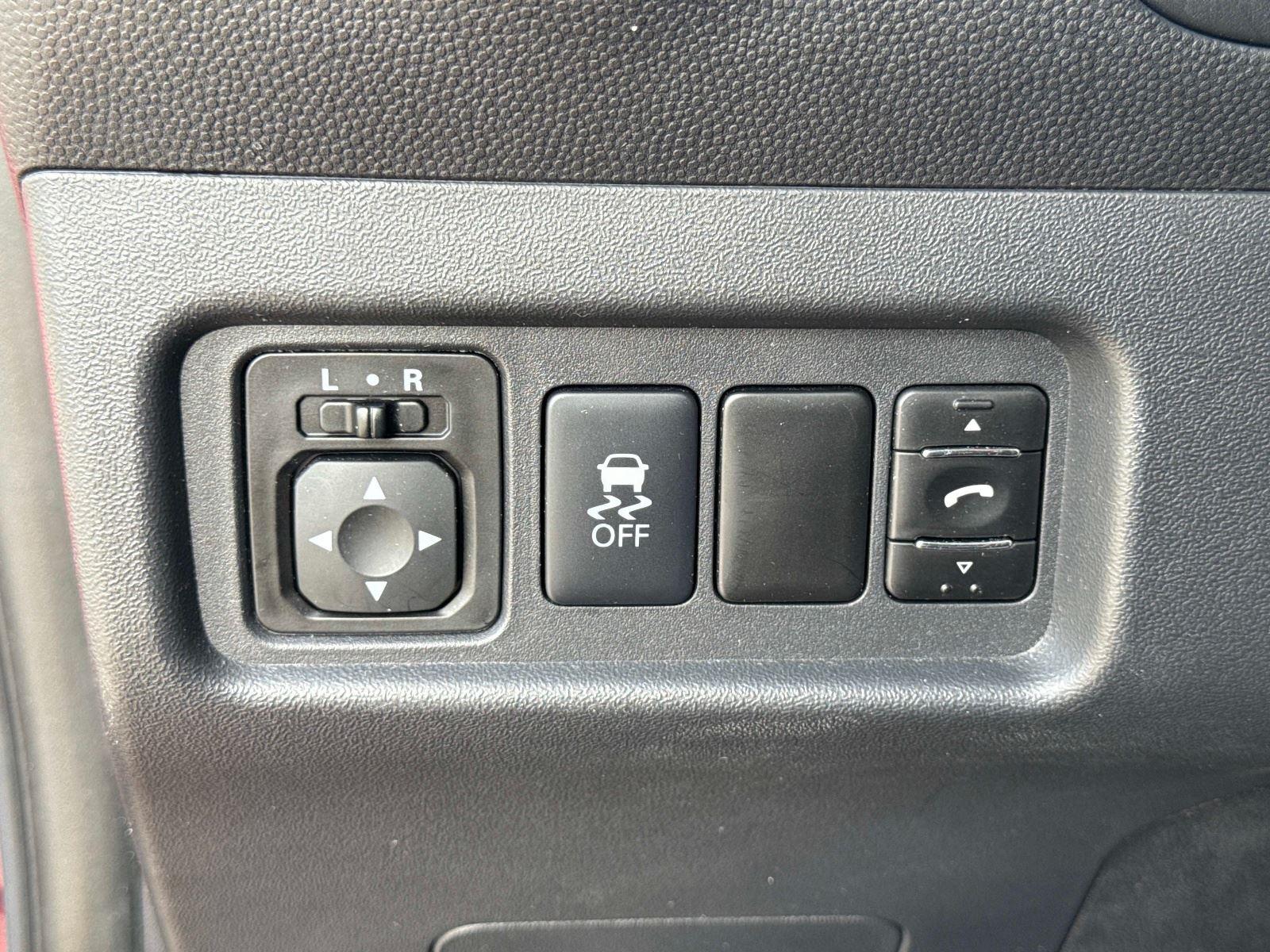 2017 Mitsubishi Mirage ES