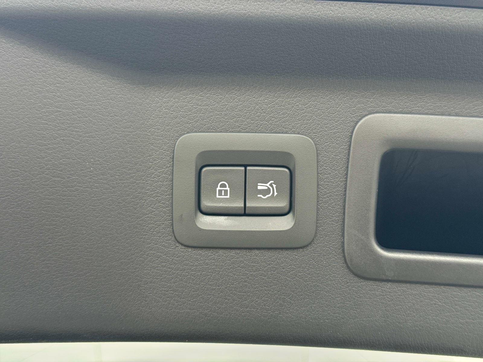 2025 Mazda CX-90 Select Package