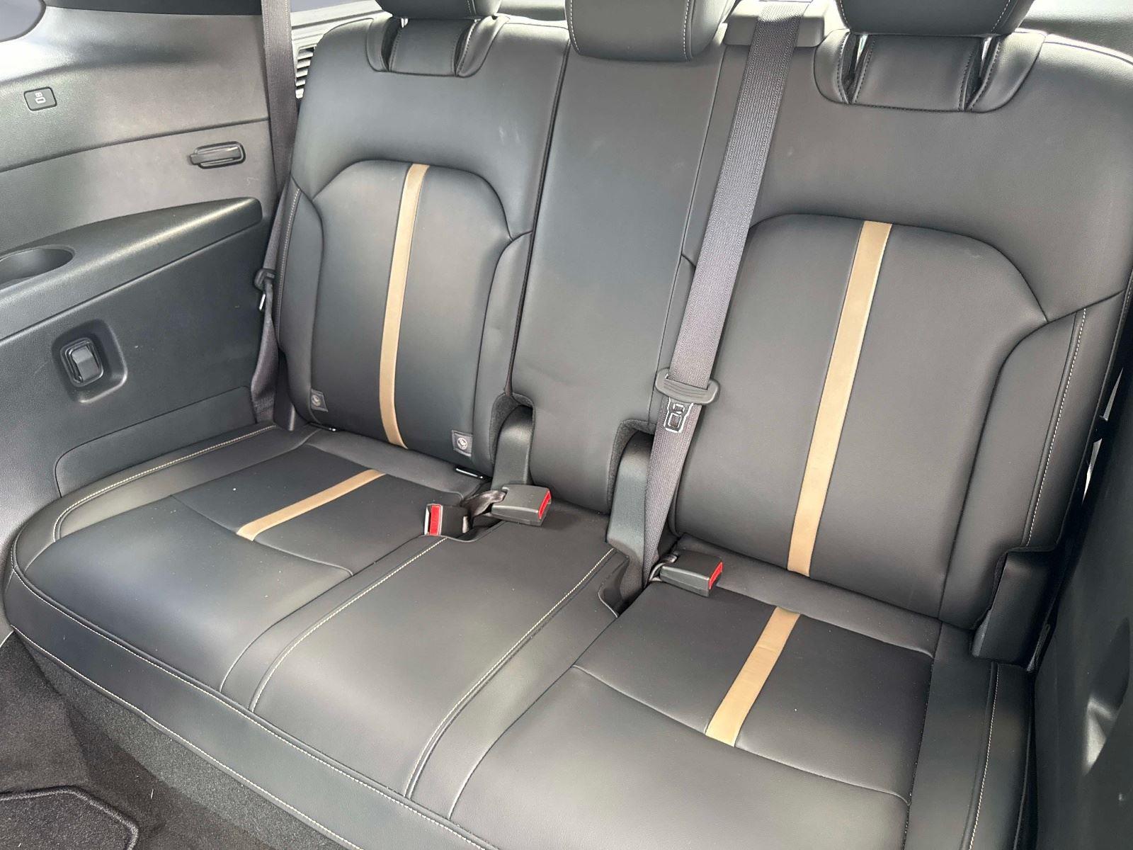 2024 Mazda CX-90 PHEV Premium Plus