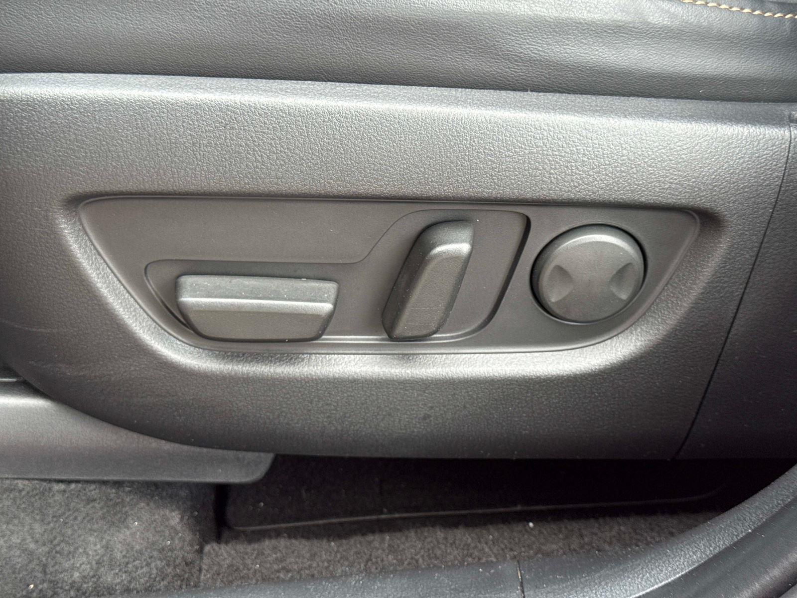 2024 Mazda CX-90 PHEV Premium Plus