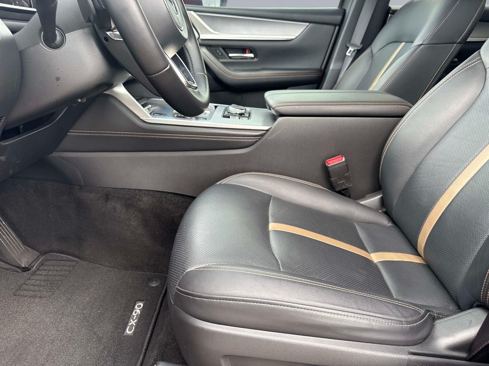 2024 Mazda CX-90 PHEV Premium Plus