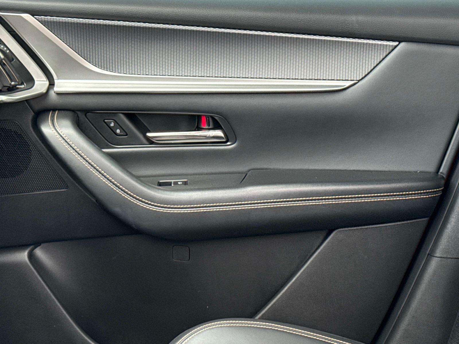 2024 Mazda CX-90 PHEV Premium Plus