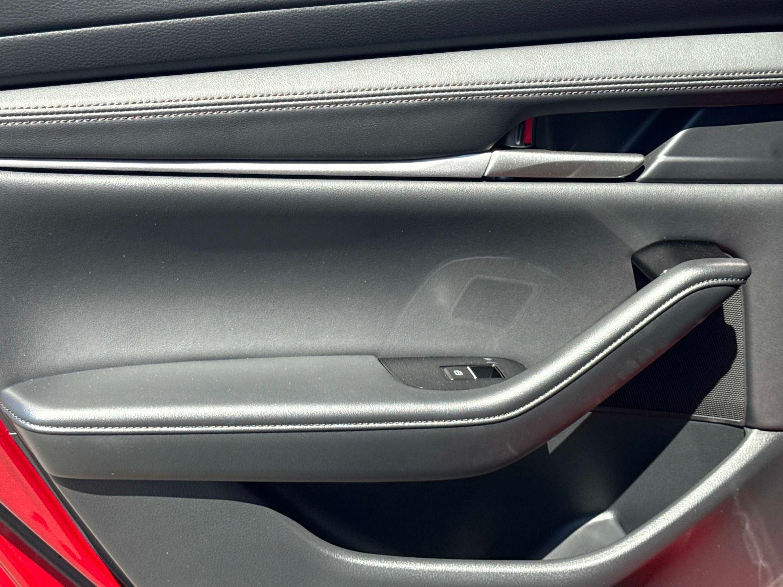 2026 MAZDA 3 SELECT SPORT