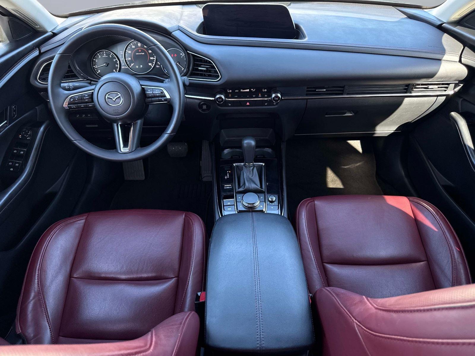 2025 MAZDA CX-30 Carbon