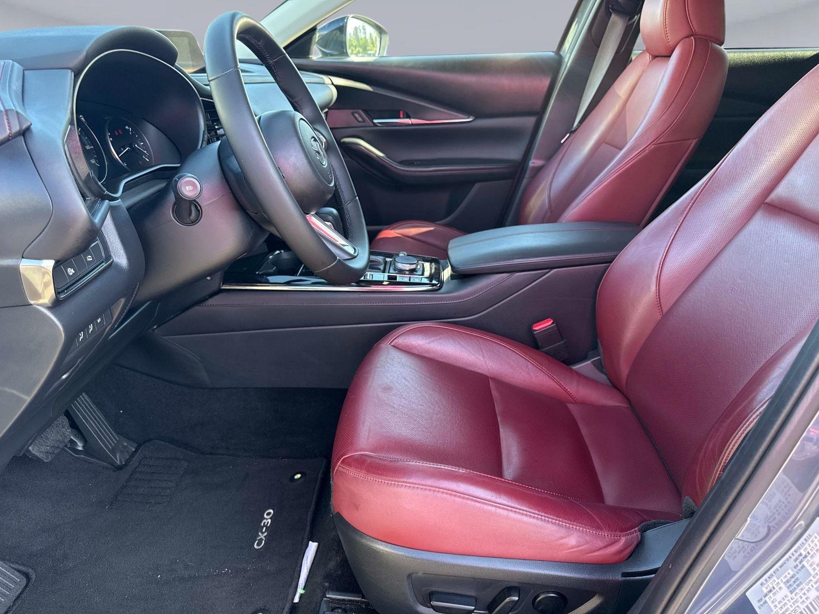 2025 MAZDA CX-30 Carbon