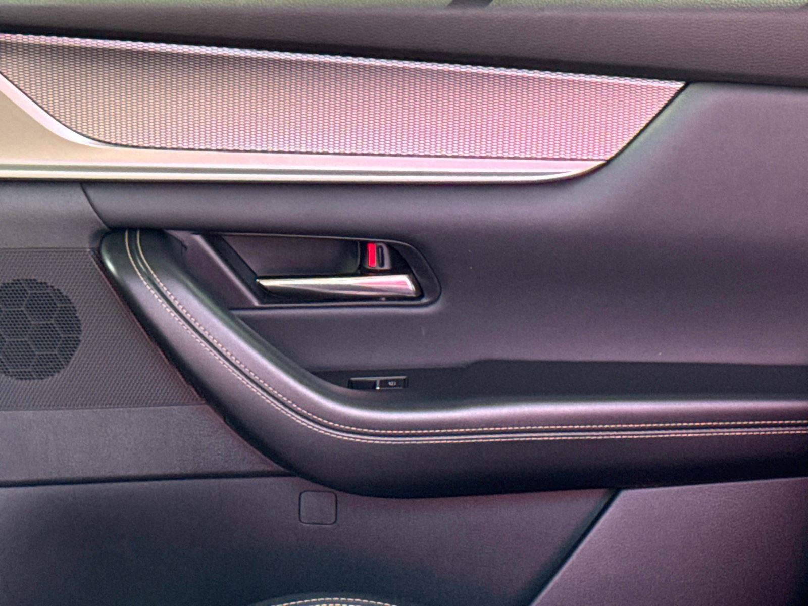 2024 Mazda CX-90 PHEV Preferred