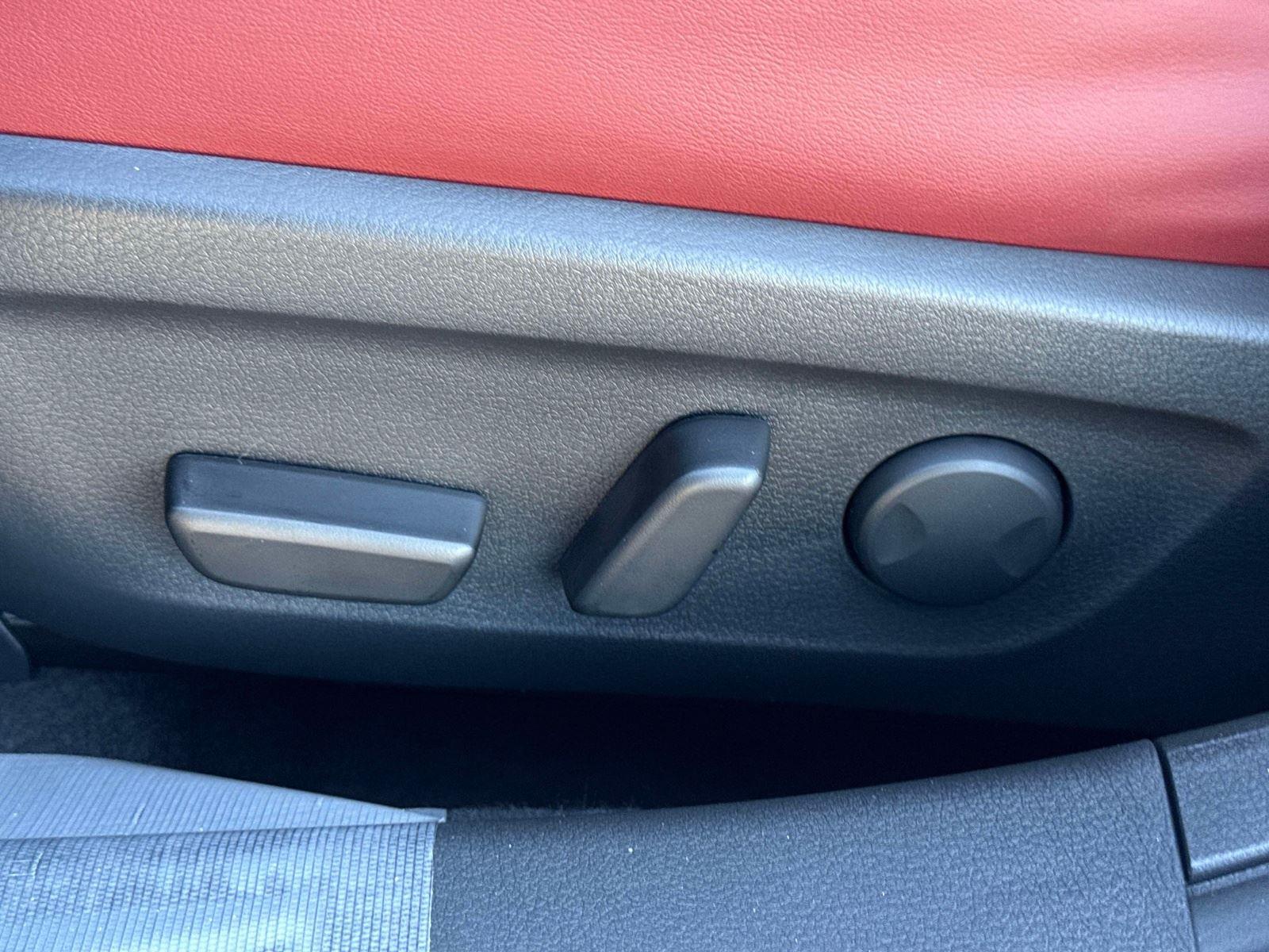 2026 Mazda Mazda3 Hatchback 2.5 S Carbon Edition