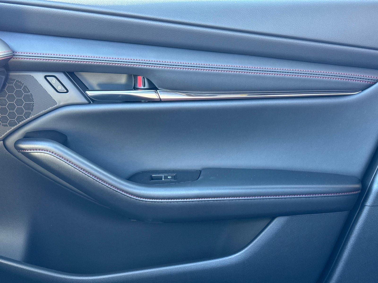 2026 Mazda Mazda3 Hatchback 2.5 S Carbon Edition