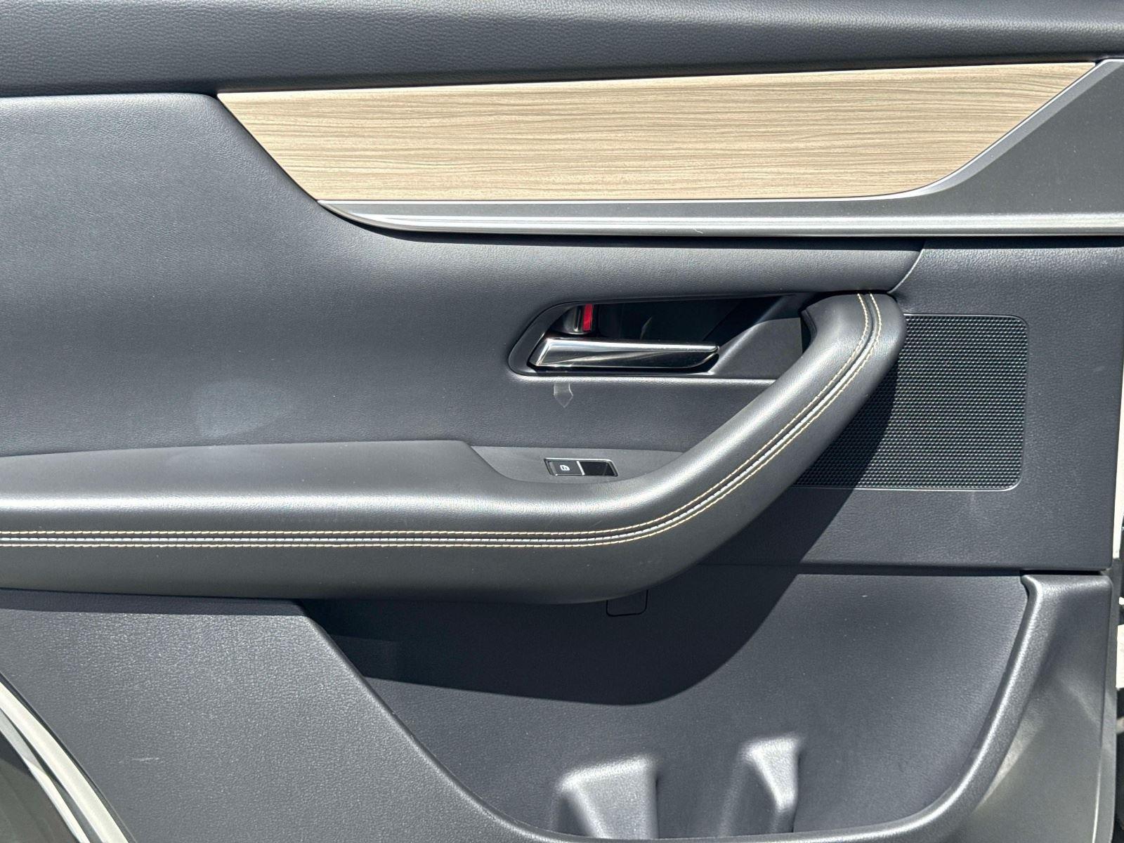 2025 Mazda CX-90 Preferred Package