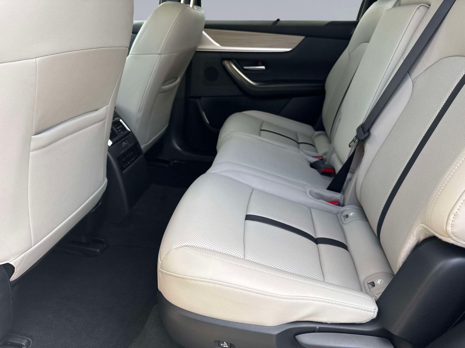 2025 Mazda CX-90 Preferred Package