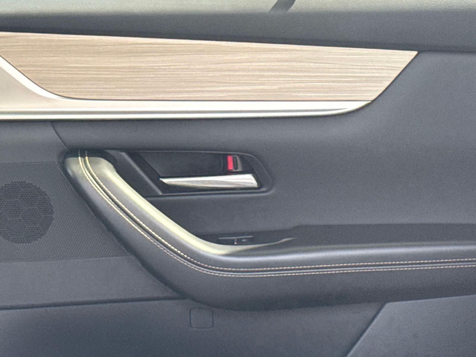 2025 Mazda CX-90 Preferred Package