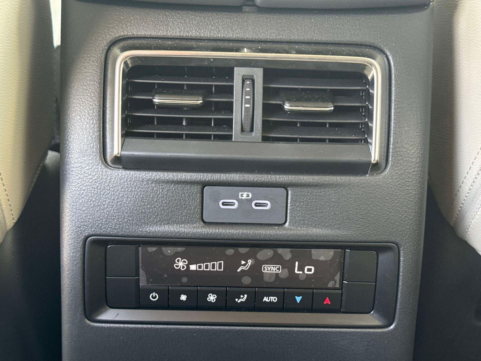 2025 Mazda CX-90 Preferred Package