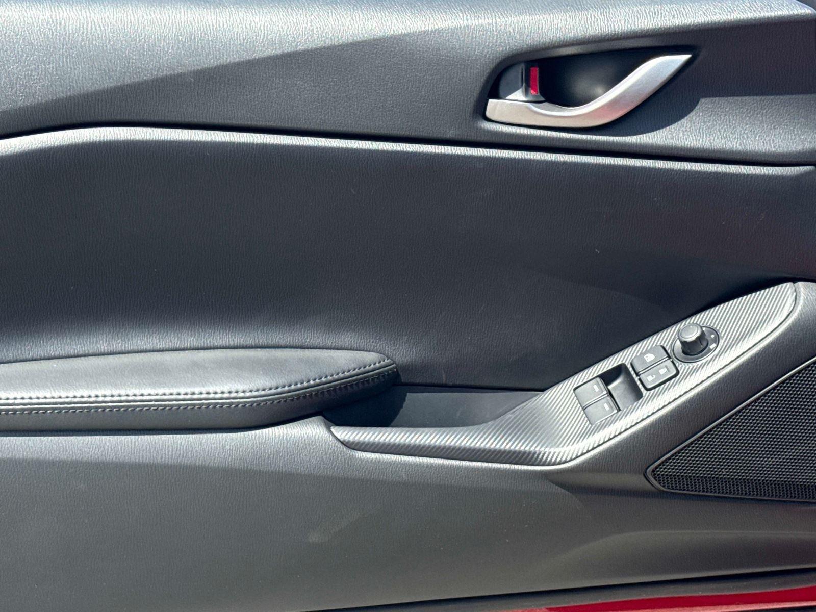 2026 Mazda MX-5 Miata Sport