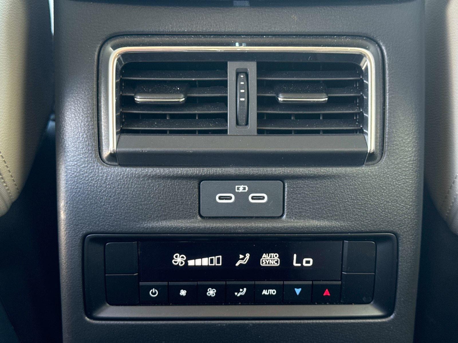 2024 Mazda CX-90 PHEV Preferred