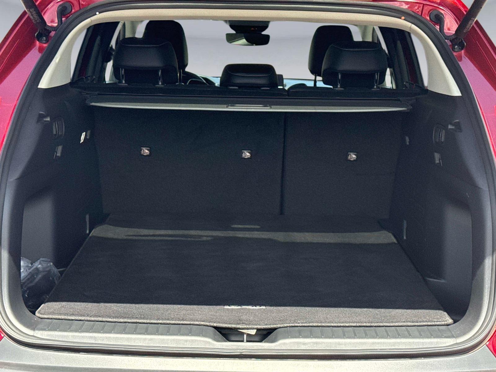 2024 Mazda CX-50 2.5 S Preferred Package